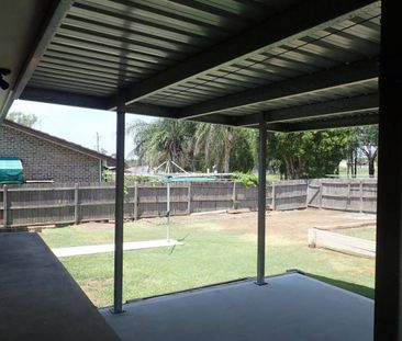 Family Home - Photo 2