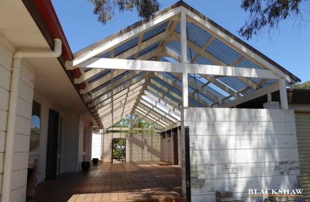 Spacious 3-Bedroom Home in Desirable MacGregor Location - Photo 4