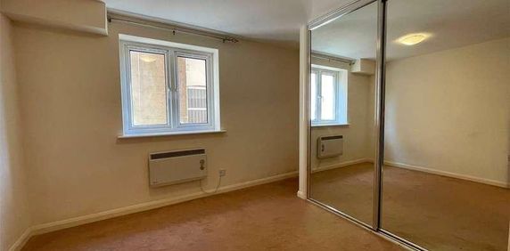 The Theatre House, Camp Road, Farnborough, Hampshire, GU14 - Photo 2