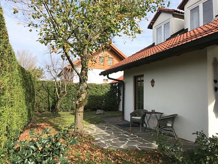 Idyllisch und ruhig gelegenes Einfamilienhaus mit Garten in Höhenkirchen-Siegertsbrunn - Photo 3