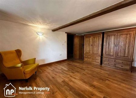 Mautby, NR29 - Photo 3