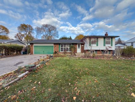 For Lease - 343 Bronte Road, Oakville, Ontario - Photo 4