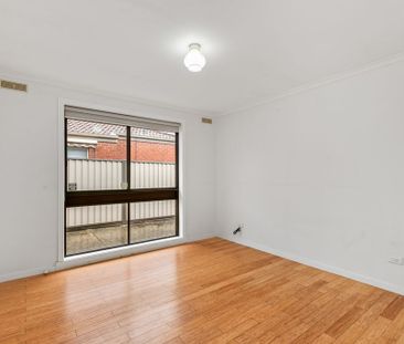 Quiet Living with Space to Enjoy - Photo 5