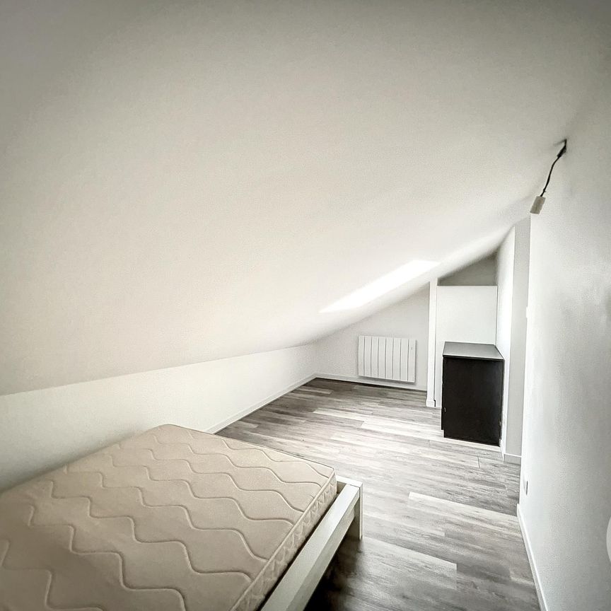 Location Appartement 1 pièce 14m² RIOM 63200 - Photo 1