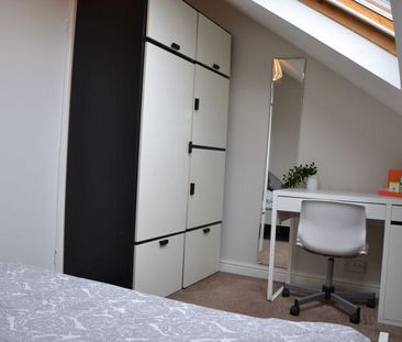 3 bedroom terraced house to rent - Photo 6