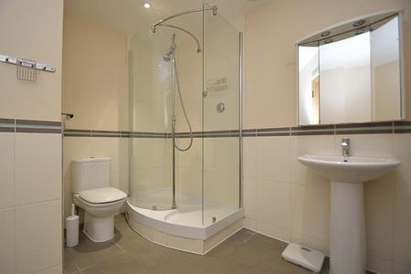 2 bedroom apartment to rent - Photo 4