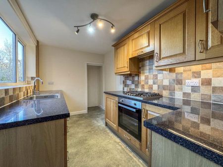 3 bedroom terraced house to rent - Photo 5