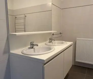 Brugge: ruim dakappartement met 2 slpk en staanplaats - Photo 5
