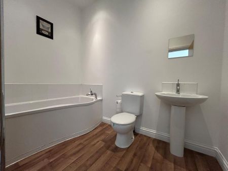 2 bedroom flat to rent - Photo 5