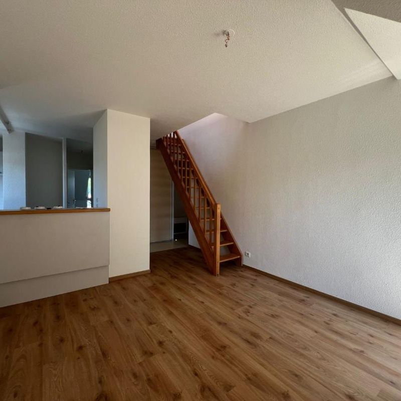 Location Appartement 3 pièces 53m² NOTRE DAME DE BONDEVILLE 76960 - Photo 1