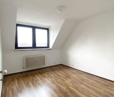 Sanierte lichtdurchflutete 3,5 Zimmerwohnung mit Sonnen Balkon - Photo 4