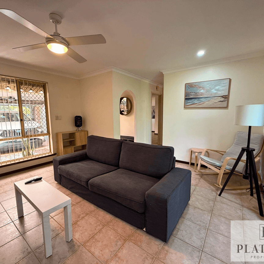 Practical & Partly Furnished Home in Sought-After Willetton - Photo 1