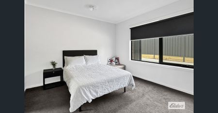 TWO BEDROOM MODERN UNIT - Photo 4