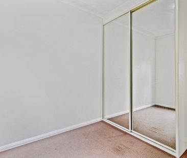 Comfortable Family Home in Convenient Location - Photo 4