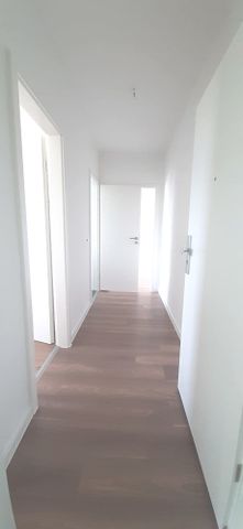 NEU 2 Raumwohnung für Sie hergerichtet!! Fertig zum 01.12.2024!! - Photo 2