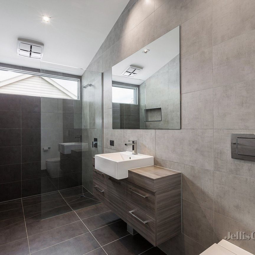 12 Roches Terrace, Williamstown - Photo 1