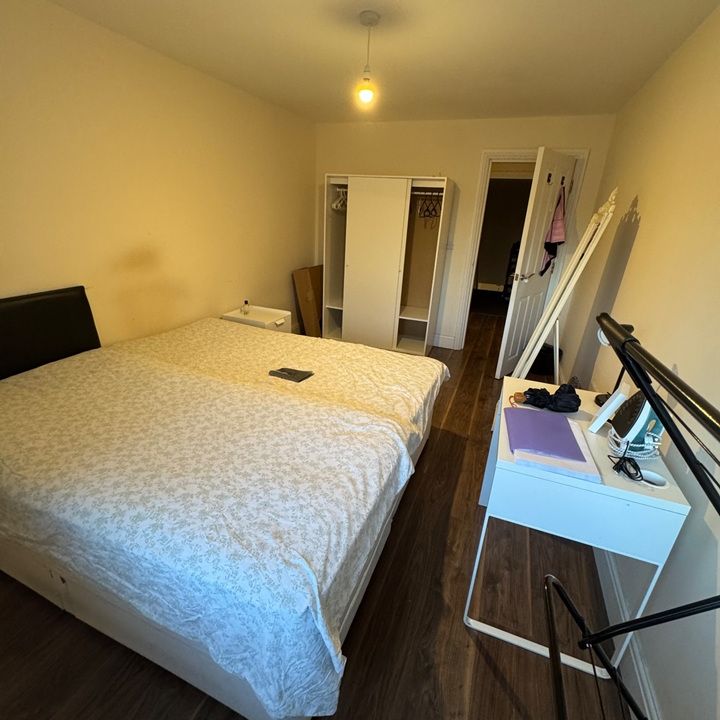 Room in a Shared Flat, Leeds, LS10 - Photo 2