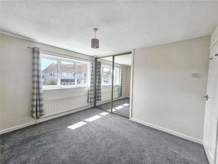 2 bedroom end of terrace house to rent - Photo 5