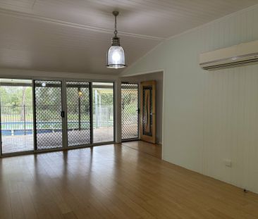 Large and impressive Farm house with pool on acreage - Photo 1