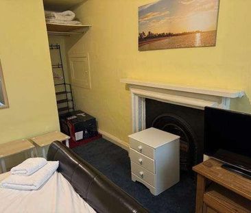 Burford Street, Lechlade, GL7 - Photo 4