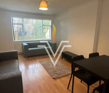 4 bedroom semi-detached house to rent - Photo 1 | Rentumo