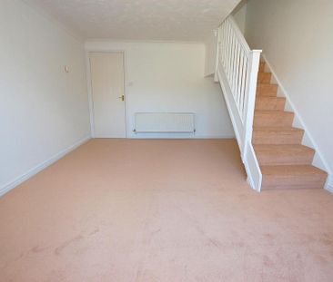 2 bedroom end of terrace house to rent - Photo 3