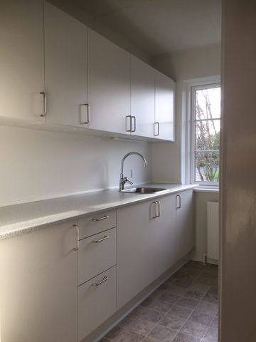 3 værelses lejlighed på 86 m² - Foto 2