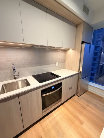 For Lease - 395 Square One Drive Unit# 2308, Mississauga, Ontario - Photo 3