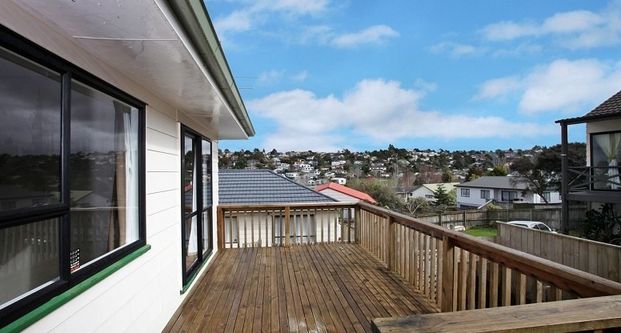 Property Management97 Athena Dr, Totara Vale - House for Rent - Photo 1