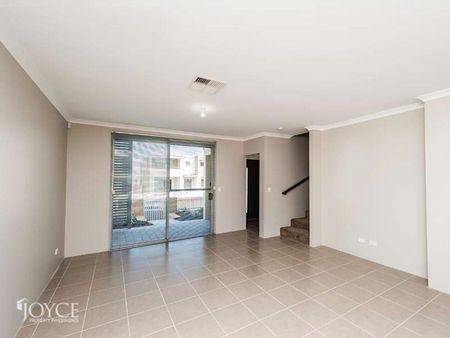 4 Affable Way, ATWELL WA 6164 - Photo 3