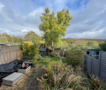 2 bedroom terraced house to rent - Photo 4