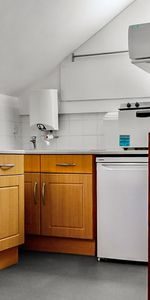 Bedsit, Waverley Road, BS6 - Photo 4