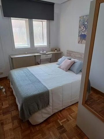 Calle de Maseda, Madrid, Community of Madrid 28039 - Foto 4