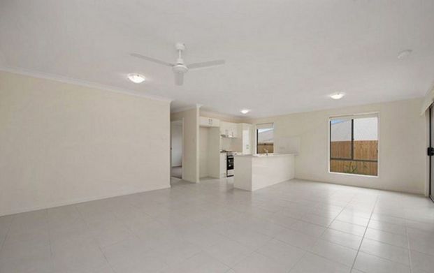 Rare 4 Bedroom Unit. - Photo 1