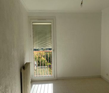 Location Appartement 3 pièces 54m² DRAGUIGNAN 83300 - Photo 2