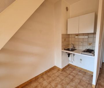 Location Appartement 1 pièce 22m² - Photo 3