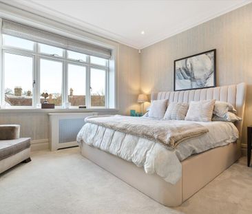 Available to let now is this beautifully refurbished townhouse loca... - Photo 3