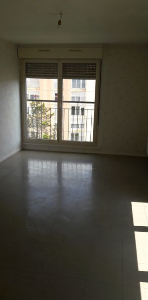 T3 de 63 m² - 20 rue voltaire Montbard - Photo 1