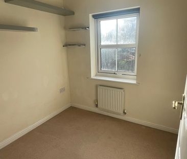 3 Bed Semi-Detached House, Rowans Crescent, NG6 - Photo 6