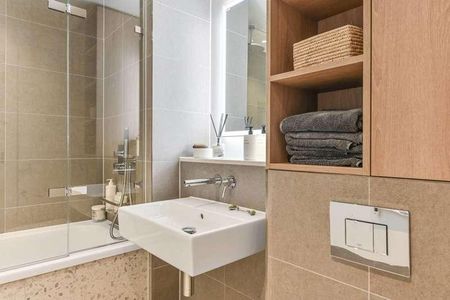 Bloom East, Nine Elms, Nine Elms, SW11 - Photo 2