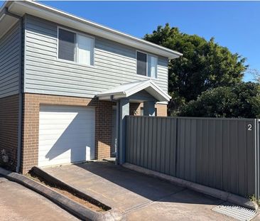Stylish 3-Bedroom Townhouse in Prime Birmingham Gardens Location - Photo 1