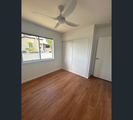 29a Thackeray Street, Park Avenue, Qld 4701 - Photo 5