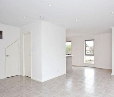 43 Adelaide Terrace, Ascot Park SA 5043 - House For Rent | Domain - Photo 3