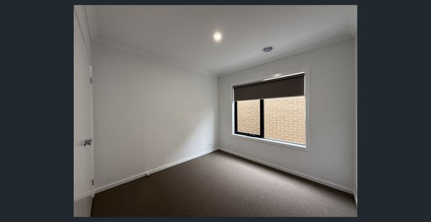 Modern Family Home! - Photo 1