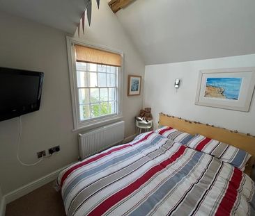 2 bedroom cottage to rent - Photo 1