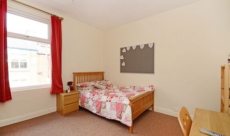 Great 3 bedroom property with 2 bathrooms - Photo 5