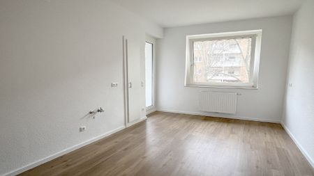 Köln-Weidenpesch! Stilvoll sanierte 3-Zimmer-Wohnung mit Balkon in Köln (CA 4939) - Photo 2