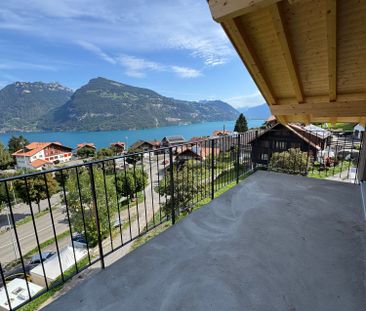 Herrliche Sicht auf den Thunersee, Grosszügiger Balkon mit Panorama... - Photo 1