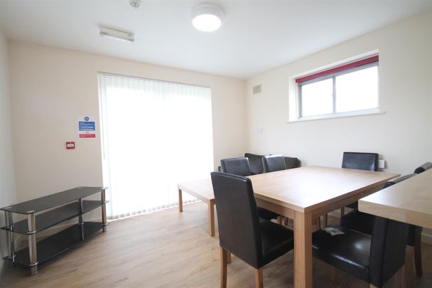 Gilbert Road, Cambridge - Photo 1