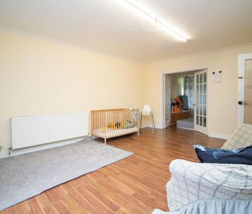 3 bedroom terraced house to rent - Photo 3